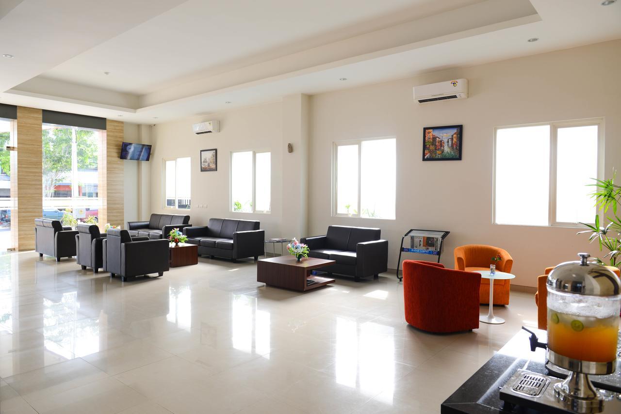 Midtown Xpress Sampit - Kalimantan Tengah Exterior foto