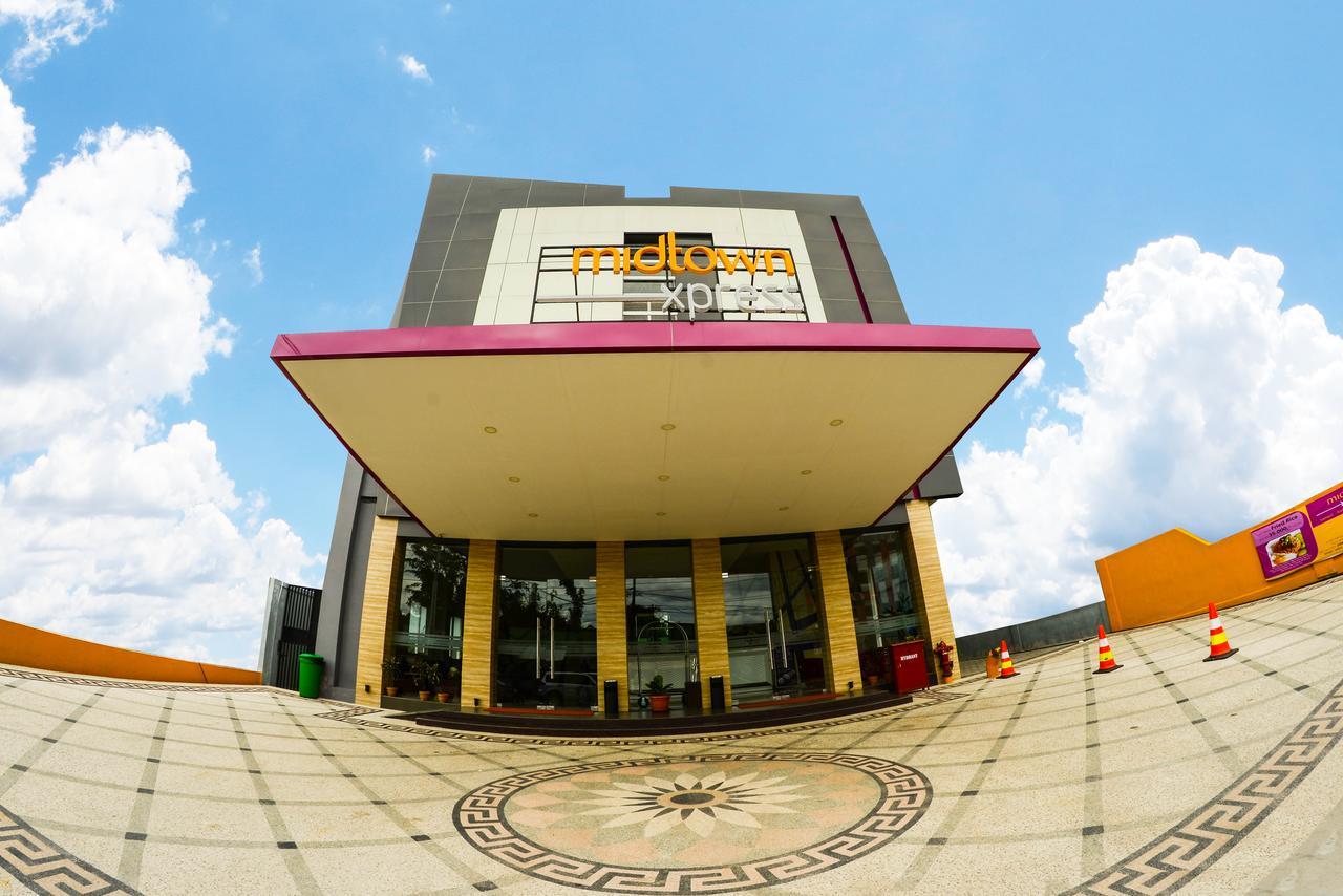 Midtown Xpress Sampit - Kalimantan Tengah Exterior foto